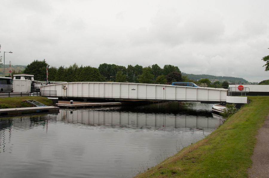 Caledonian Canal, Tomnahurich Swing Bridge